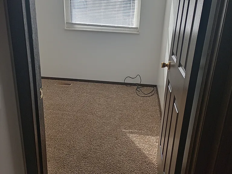 6827 Alexdon Ct — Photo 3