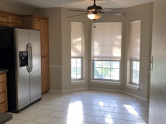 4th image of 306 Jeffrey Ln