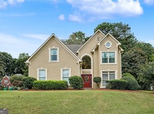 800 Crow View Ct, Woodstock, GA 30189