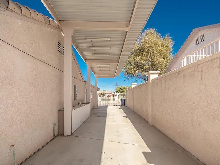 2790 Alibi Dr — Photo 3