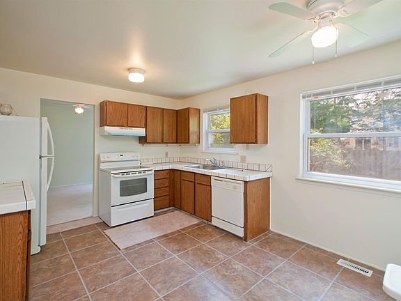 5th image of 5516 Grayfield Cir