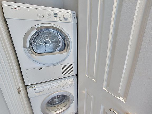 5th image of 20 Prince St APT 40