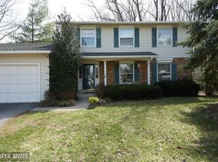 7203 Caulking Pl, Burke, VA 22015