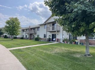 708 Angel Ct APT 18, Holmen, WI 54636