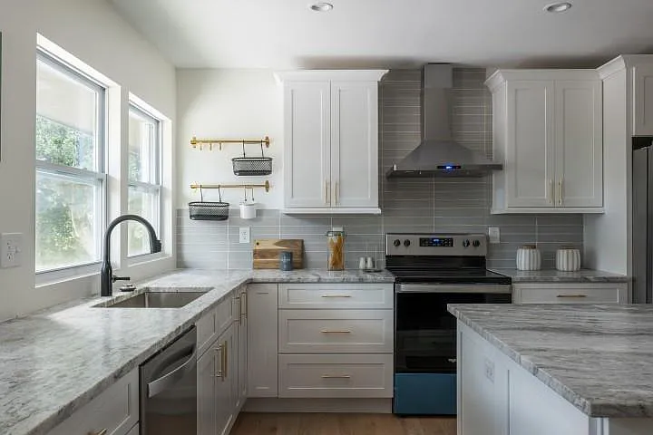 3154 N Druid Hills Rd — Photo 5