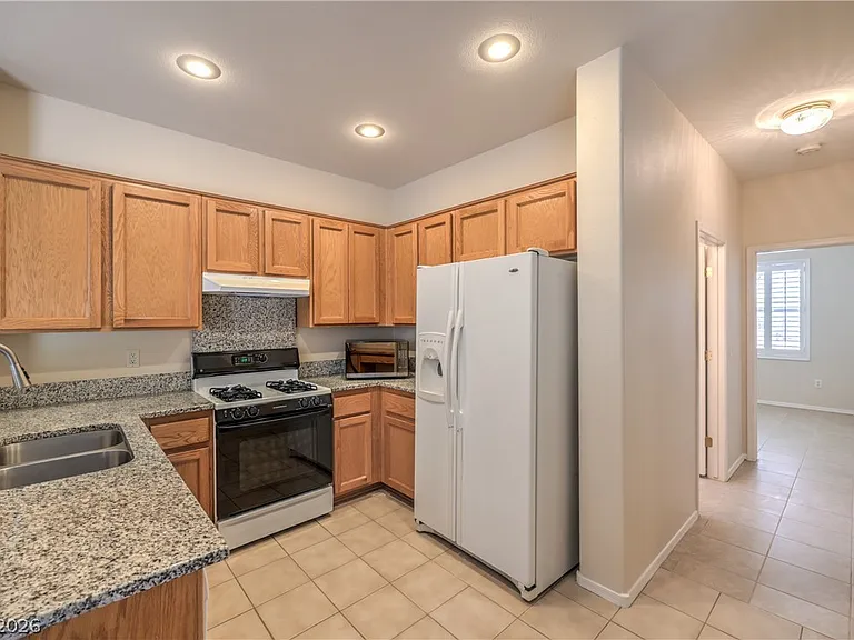 1652 Rockcrest Hills Ave — Photo 10