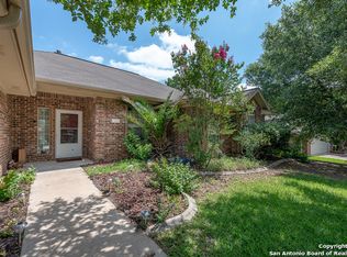2004 Cobblestone Ln, Bryan, TX 77807