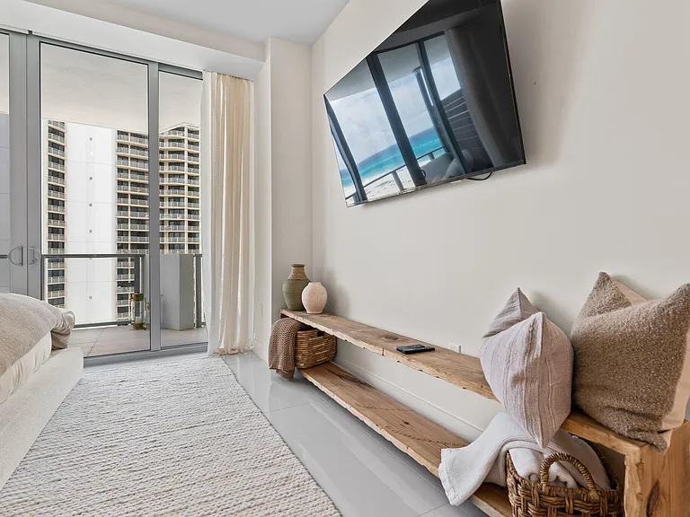 3100 N Ocean Dr #H-1006 — Photo 44