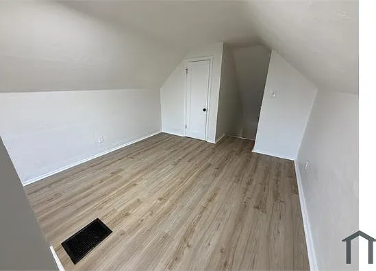 712 Frebis Ave #712 — Photo 8