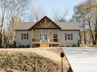 2996 Railroad St, Charleston, TN 37310