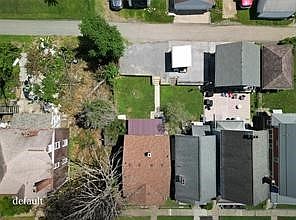 4th image of 88 Evans Ave