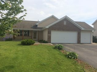 2140 Hayfield Ln, Beloit, WI 53511