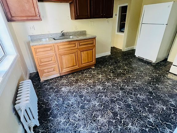 2nd image of 115 Wright St APT 2