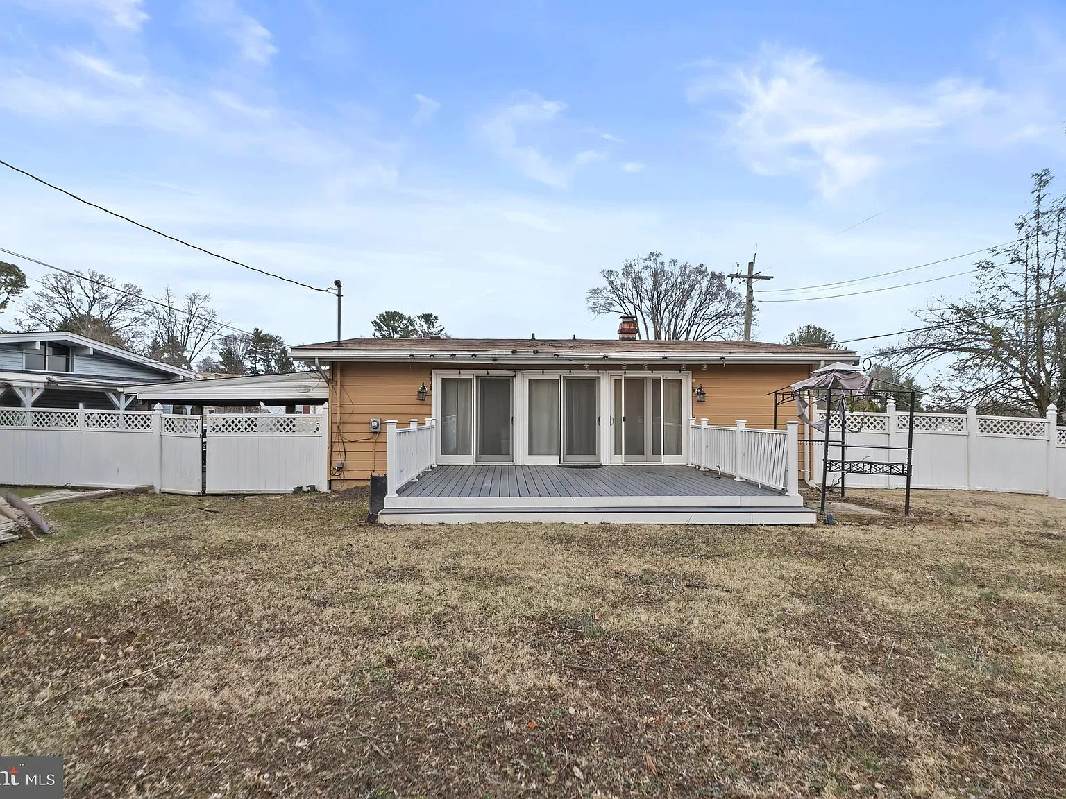 4 bed, 1155 sqft, $3,000 — Photo 4