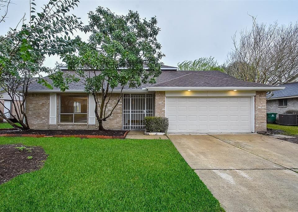 1st image of 15503 Gateview Ln