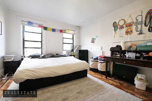 Rented by ZealEstate Group Inc | media 37