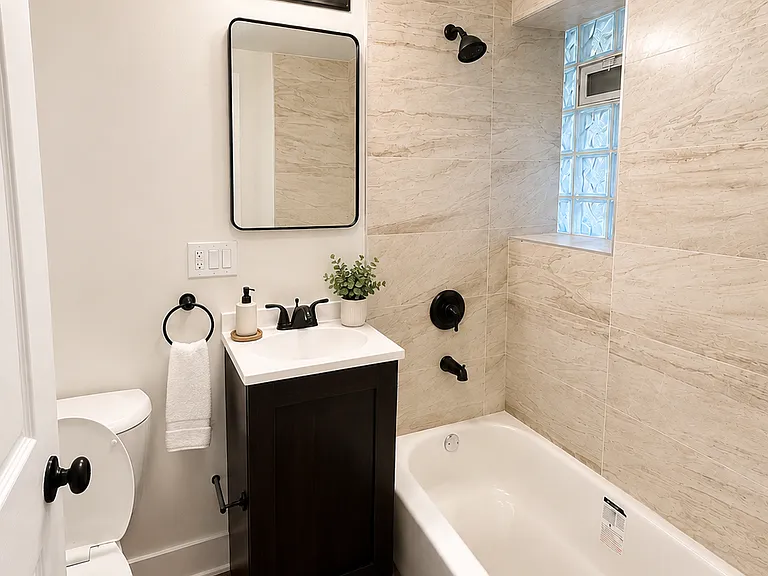 1605 W Fargo Ave #2 — Photo 12