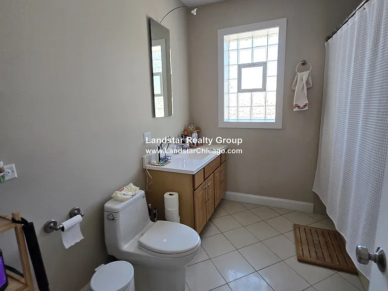 3723 W Wilson Ave #2 — Photo 8