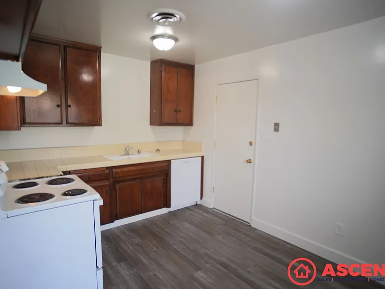 4717 Buckley Way (W & A) — Photo 6