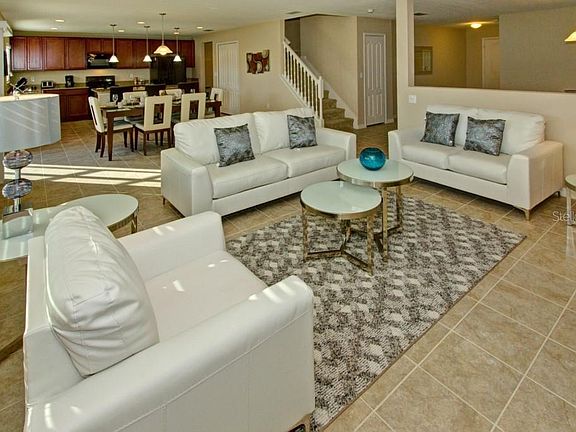 2nd image of 1019 Tourmaline Dr