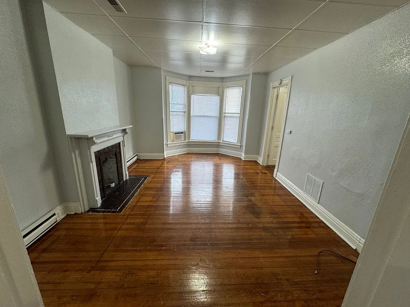 432 w 3rd apt 6 third floor Davenport — Photo 4
