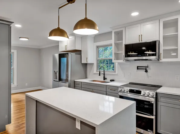 101 Joel Ct, Cary, NC 27513