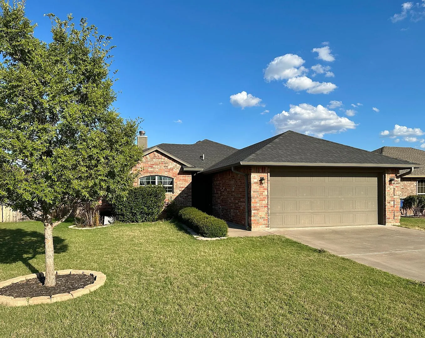 607 Granite Cache, OK — Photo 3