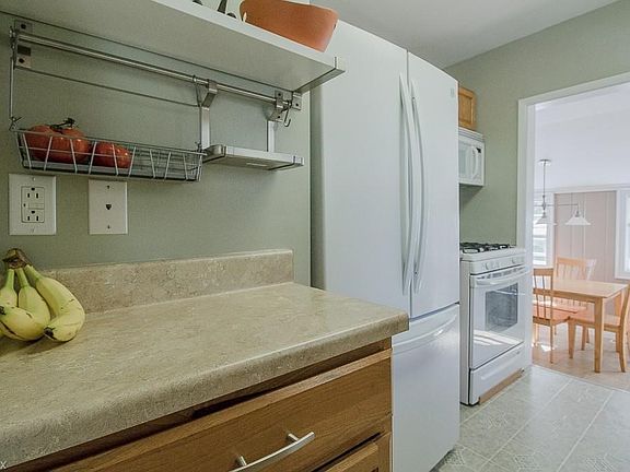Additional work surface area looking back into the Dining Room.