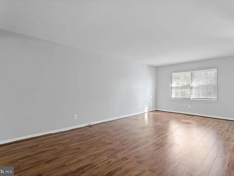 19202 Dunbridge Way — Photo 8
