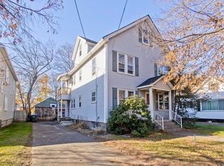 26-28 Saint James Cir, Springfield, MA 01104