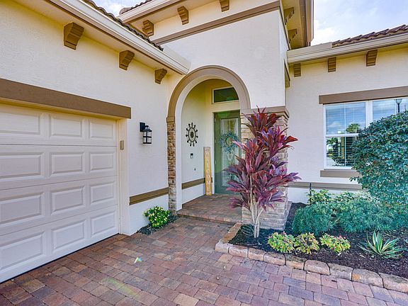 5th image of 8899 SW Montova Way