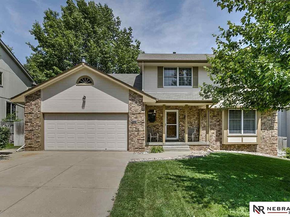 1st image of 810 Elm Hurst Dr