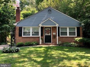 529 Grove St, Haddonfield, NJ 08033