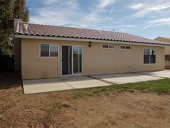 1083 Olive Ave Beaumont CA 92223 Zillow