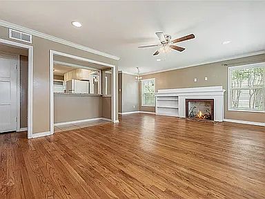 2nd image of 305 Francis Dr