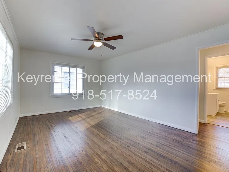 3743 W 42nd Pl — Photo 4