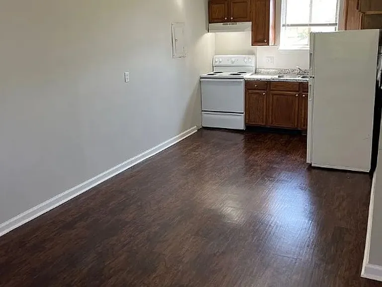 The Flats at 1200 — Photo 6
