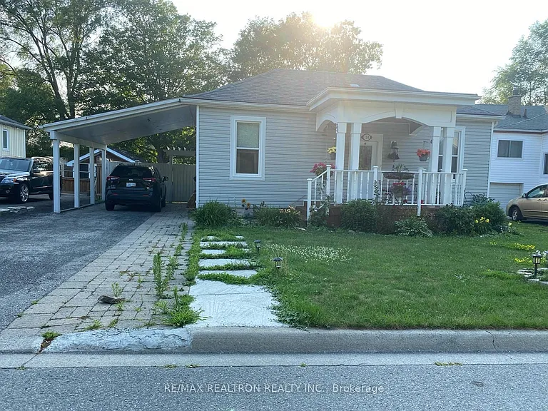 134 Wesley St — Photo 3