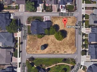 895 Bybee Dr, Jacksonville, OR 97530