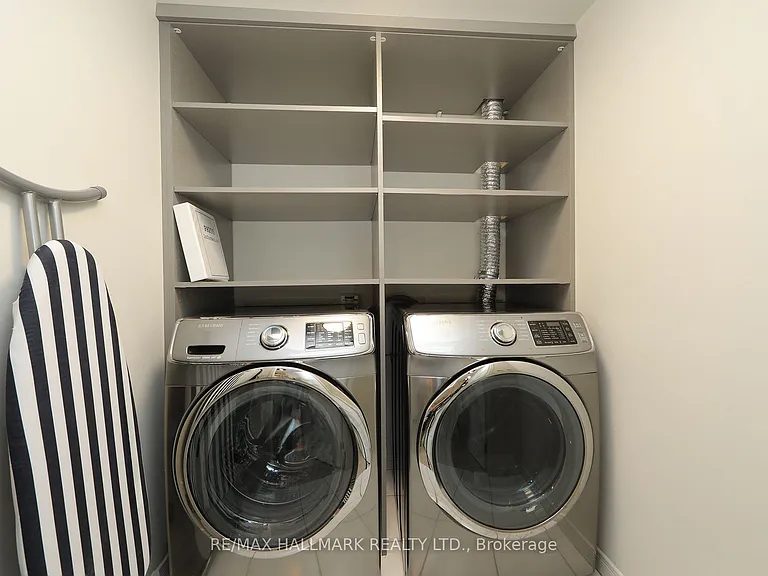 18 Valley Woods Rd #Penthouse 206 — Photo 24