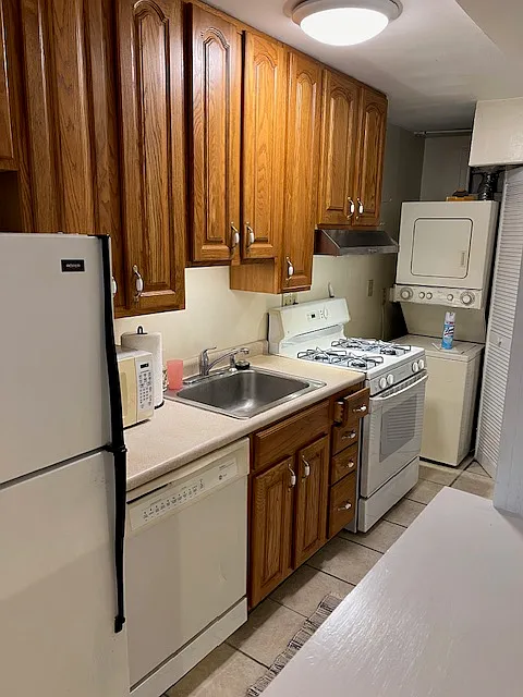 506 A St NE — Photo 3