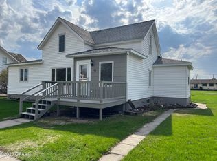 412 S Adam St, Northwood, ND 58267