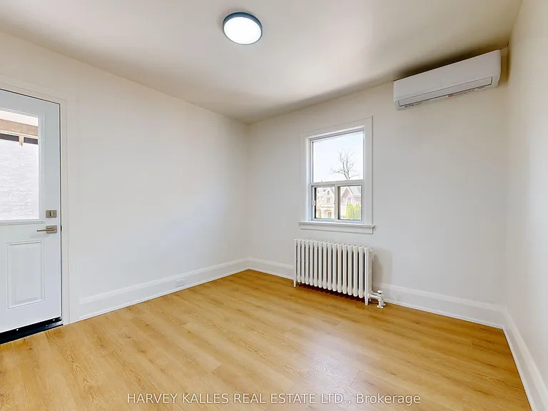 1216 Avenue Rd #2 — Photo 24