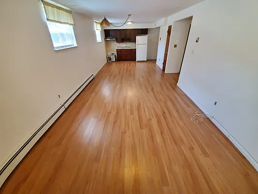 Rented by Metro Garden Realty NYC | media 25