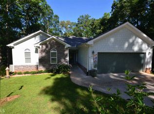 180 Reed Creek Heights Dr, Hartwell, GA 30643