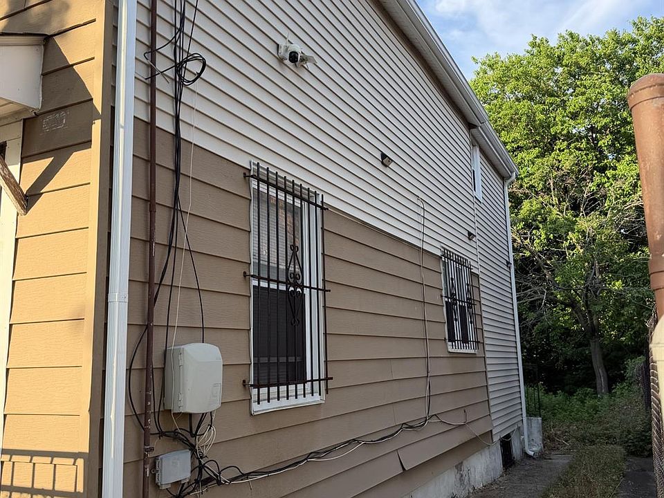 2nd image of 12729 140th Street
