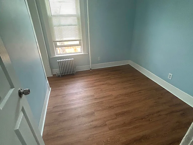 1041 Strong St #1 — Photo 6