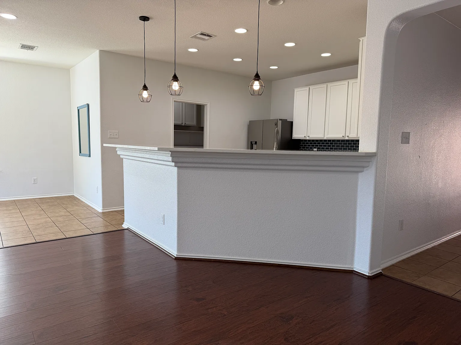 3 bed, 1798 sqft, $2,000 — Photo 4
