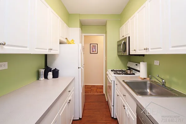 Sold by Ideal Properties Group | media 6