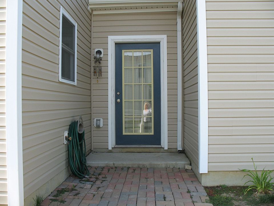 Side Patio